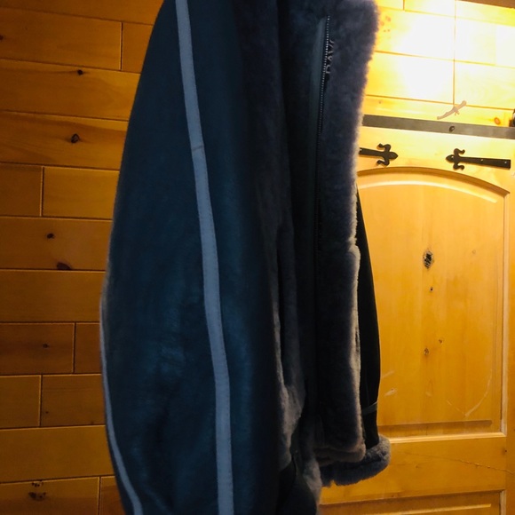 Winter jacket - Picture 5 of 9